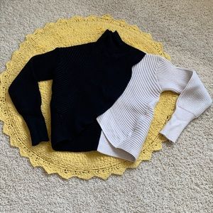 Super cute express XS a lack & white turtleneck crop sweater
